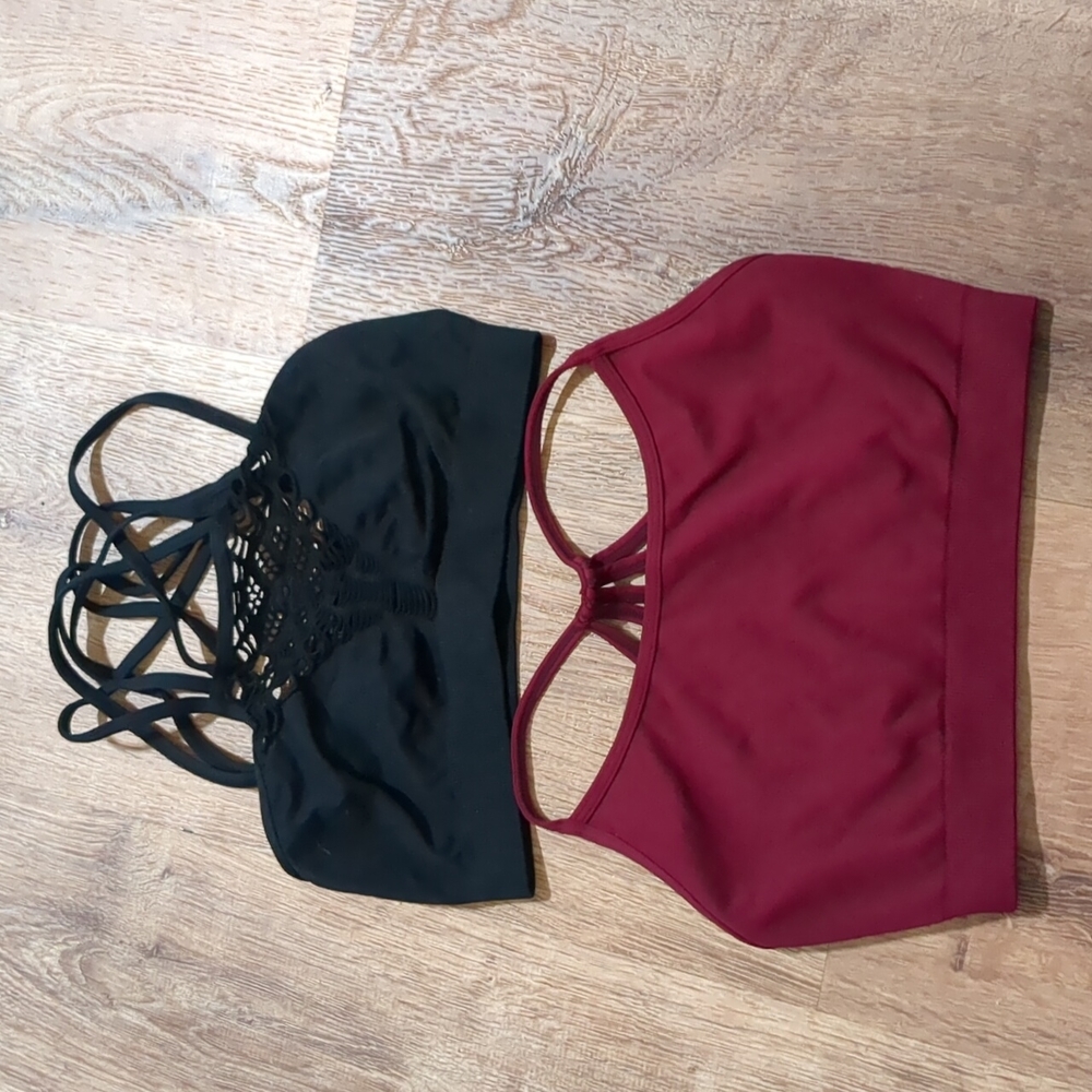 Kurve sport top  size one red and black,bralette